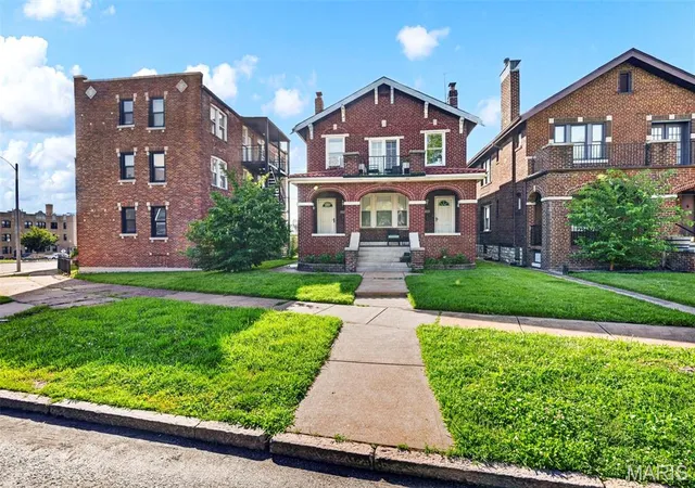Photo 2 of Sale Pending at 4200 Lawn Ave, St Louis, MO 63109 | MLS# MIS26037903 | Listing updated on 2026-08-28