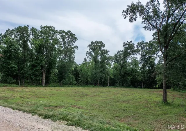 Homes for sale in Perry, MO | 32 Halyon Estates, Perry, MO 63462 | MLS# MIS26037916