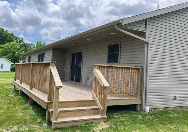 Homes for sale in Carlyle, IL | 1450 Hodapp Ct, Carlyle, IL 62231 | MLS# MIS26037922