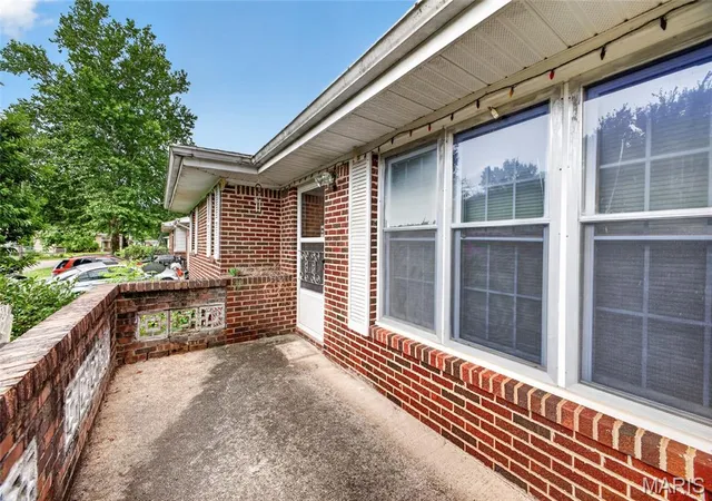 Homes for sale in Waynesville, MO | 108 Hull Dr, Waynesville, MO 65583 | MLS# MIS26037974