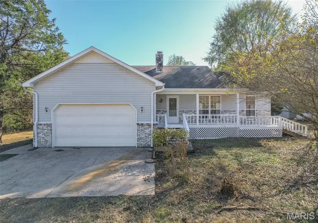 Homes for sale in Doniphan, MO | 8858 State Hwy 142w, Doniphan, MO 63935 | MLS# MIS26037978