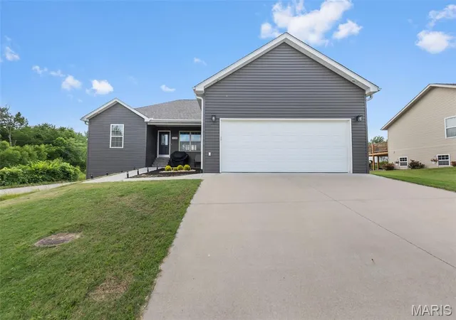 Homes for sale in Jackson, MO | 119 Sun Valley Ct, Jackson, MO 63755 | MLS# MIS26037989