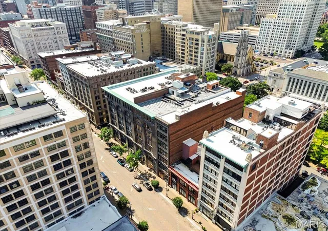 16th image of 507 N 13th St #407, Saint Louis, MO 63103 | MLS# MIS26038007