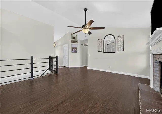 3rd image of 819 Glenhaven Dr, O Fallon, MO 63366 | MLS# MIS26038028