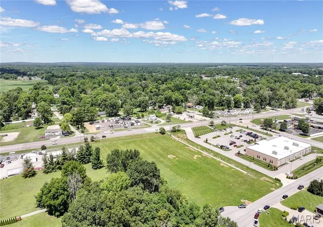 Homes for sale in Godfrey, IL | 0 Mae Dr, Godfrey, IL 62035 | MLS# MIS26038084