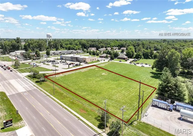 Homes for sale in Godfrey, IL | 0 Godfrey Rd, Godfrey, IL 62035 | MLS# MIS26038087