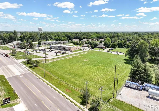 Homes for sale in Godfrey, IL | 0 Godfrey Rd, Godfrey, IL 62035 | MLS# MIS26038087