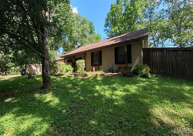 Homes for sale in West Plains, MO | 5515 Private Road 1200, West Plains, MO 65775 | MLS# MIS26038167
