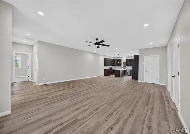 Photo 4 of Single family home for sale at 26780 Ontario Dr, Lebanon, MO 65536 | MLS# MIS26038182 | Listing updated on 2026-09-12