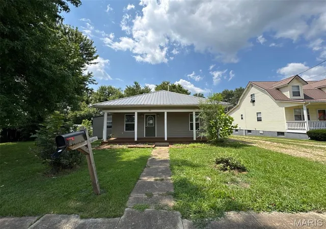 Photo 2 of Single family home for sale at 311 High St, Park Hills, MO 63601 | MLS# MIS26038192 | Listing updated on 2026-10-02