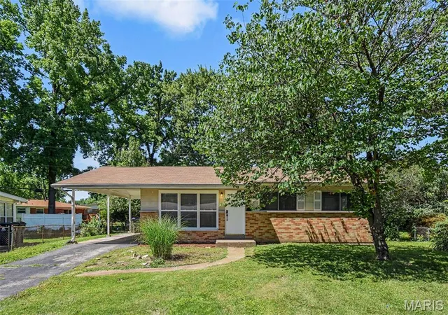 1st image of 840 Babler Dr, Florissant, MO 63031 | MLS# MIS26038210