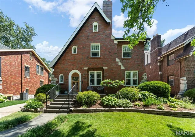 1st image of 7134 Stanford Ave, Saint Louis, MO 63130 | MLS# MIS26038216