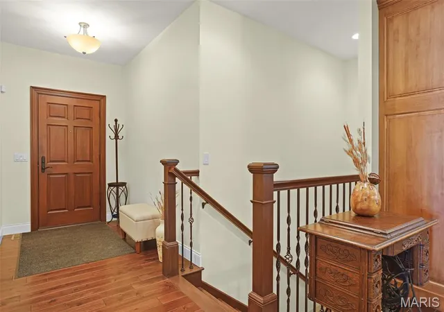 Photo 4 of House for sale at 107 Knights Bridge Ln, Edwardsville, IL 62025 | MLS# MIS26038243 | Listing updated on 2026-08-24