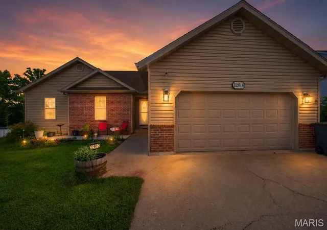Homes for sale in Waynesville, MO | 22810 Return Ln, Waynesville, MO 65583 | MLS# MIS26038264