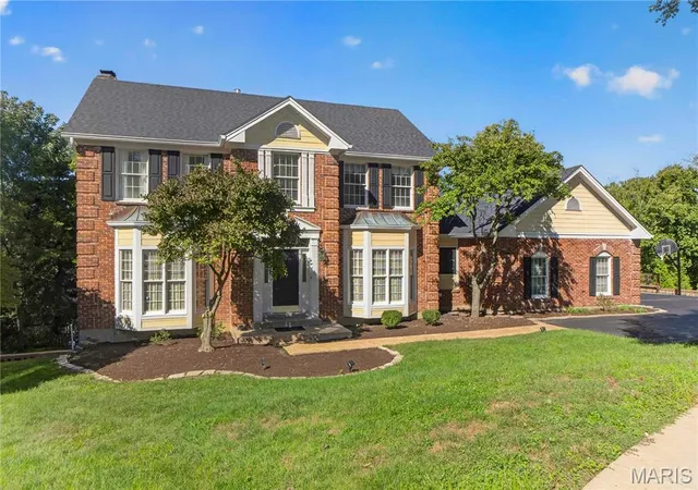 Photo 1 of Single family home for sale at 12816 Pelham Ests Dr, Saint Louis, MO 63131 | MLS# MIS26038276 | Listing updated on 2026-10-04