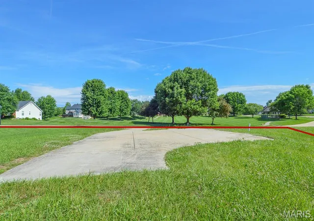 Homes for sale in Swansea, IL | 4092 Redcastle Pl, Swansea, IL 62226 | MLS# MIS26038277