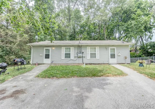 Homes for sale in Alton, IL | 504 Marsh Ave, Alton, IL 62002 | MLS# MIS26038290