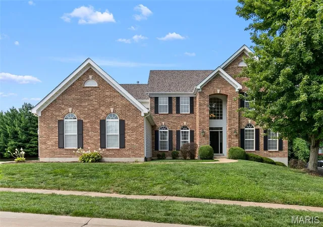 1st image of 4053 Portland Ridge Dr, Florissant, MO 63034 | MLS# MIS26038299