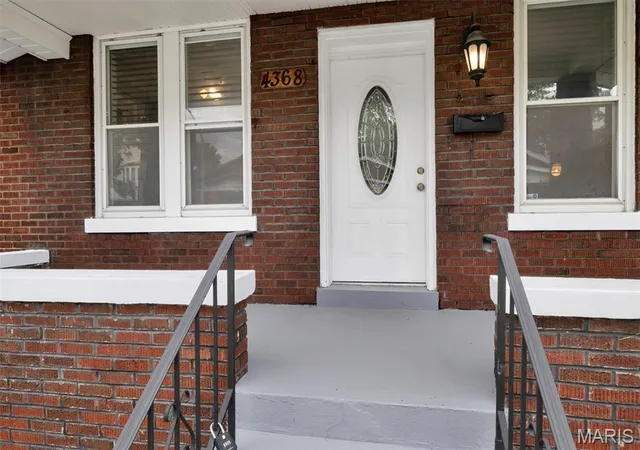 Photo 4 of Single family home for sale at 4368 Gannett St, Saint Louis, MO 63116 | MLS# MIS26038318 | Listing updated on 2026-10-18