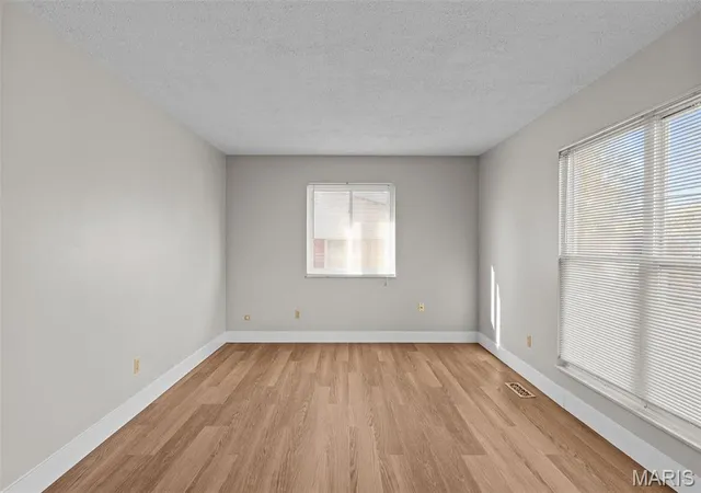 Photo 3 of Multi family home for sale at 10110 Puttington Dr, Saint Louis, MO 63123 | MLS# MIS26038337 | Listing updated on 2026-10-27