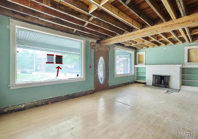 Photo 3 of Single family home for sale at 5806 Degiverville Ave, St Louis, MO 63112 | MLS# MIS26038374 | Listing updated on 2026-08-08