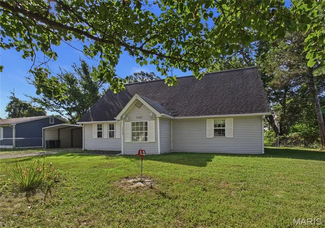 Photo 3 of Sale Pending at 15420 Talbot Ln, Saint Robert, MO 65584 | MLS# MIS26038379 | Listing updated on 2026-08-29