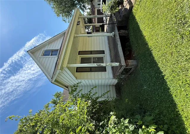 Homes for sale in Fredericktown, MO | 411 E Marvin, Fredericktown, MO 63645 | MLS# MIS26038388