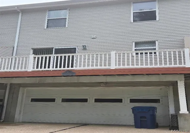 3rd image of 1768 S Wisteria Dr, Saint Charles, MO 63303