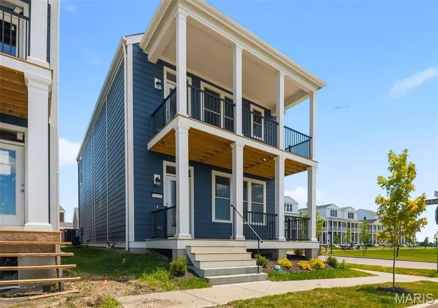 2nd image of 4220 Marais Temps Clair Dr, St Charles, MO 63301 | MLS# MIS26038398