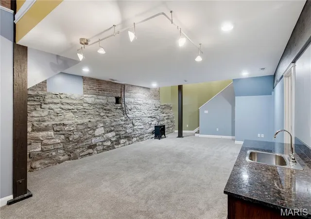 4th image of 2901 Wisconsin Ave, St. Louis, MO 63118