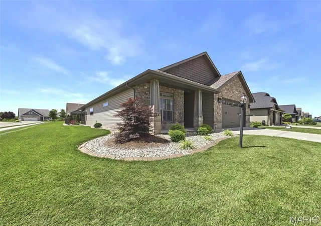 Homes for sale in Glen Carbon, IL | 7509 Clarence Ct, Glen Carbon, IL 62034 | MLS# MIS26038419