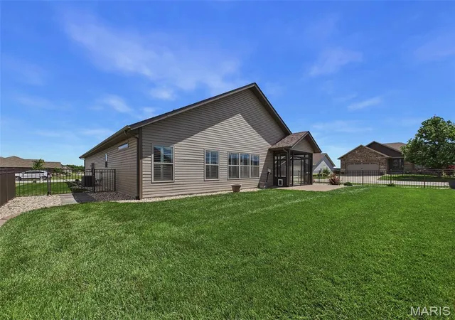 Homes for sale in Glen Carbon, IL | 7509 Clarence Ct, Glen Carbon, IL 62034 | MLS# MIS26038419