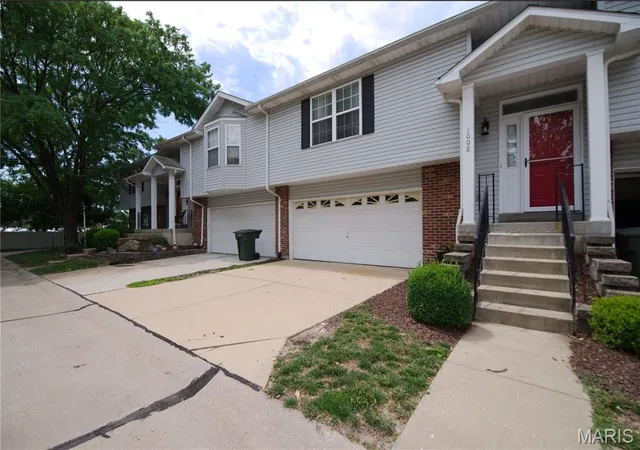 2nd image of 1008 Kamptown Dr #C, Saint Peters, MO 63376 | MLS# MIS26038428