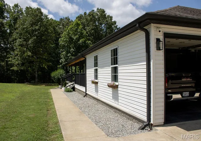 Homes for sale in Doniphan, MO | 106 Sunfish Ln, Doniphan, MO 63935 | MLS# MIS26038430
