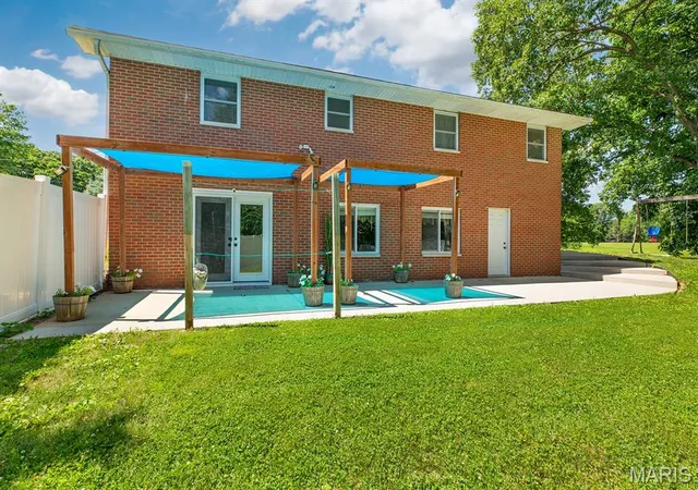 Homes for sale in Brighton, IL | 2364 Seminary Rd, Brighton, IL 62012 | MLS# MIS26038459