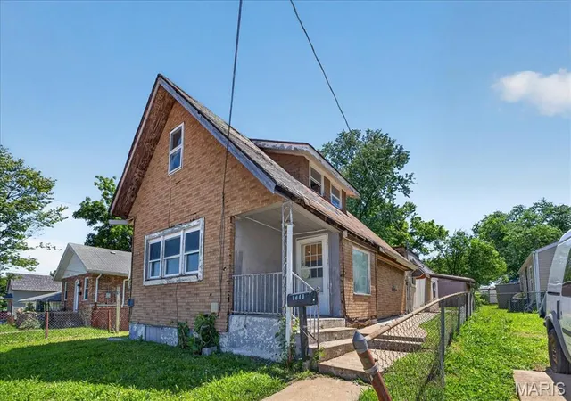 Homes for sale in Unincorporated, MO | 1040 Wachtel Ave, Unincorporated, MO 63125 | MLS# MIS26038471