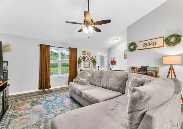 Homes for sale in Granite City, IL | 3548 Cardinal Crossing Blvd, Granite City, IL 62040 | MLS# MIS26038476