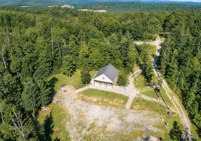 Homes for sale in Fredericktown, MO | 7067 Hwy C, Fredericktown, MO 63645 | MLS# MIS26038483