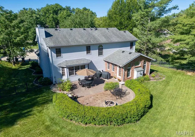 Photo 3 of Single family home for sale at 3 Ashwood Ct, Edwardsville, IL 62025 | MLS# MIS26038503 | Listing updated on 2026-10-29