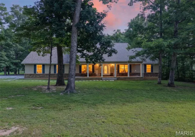 Homes for sale in Wright City, MO | 1564 Hwy J, Wright City, MO 63390 | MLS# MIS26038516