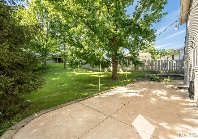 Homes for sale in Maryland Heights, MO | 1440 Glenlea Dr, Maryland Heights, MO 63043 | MLS# MIS26038540