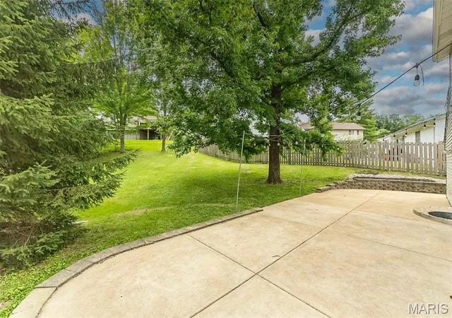 Homes for sale in Maryland Heights, MO | 1440 Glenlea Dr, Maryland Heights, MO 63043 | MLS# MIS26038540