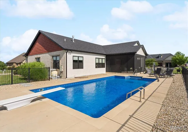 Homes for sale in Lebanon, IL | 500 Shadow Rock Ct, Lebanon, IL 62254 | MLS# MIS26038542