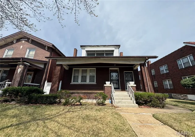 Photo 1 of Single family home for sale at 5381 Queens Ave, Saint Louis, MO 63115 | MLS# MIS26038585 | Listing updated on 2026-06-17