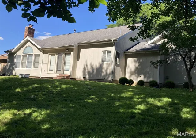 image of 471 Saint Thomas Isle Ln, Wildwood, MO 63040 | MLS# MIS26038593