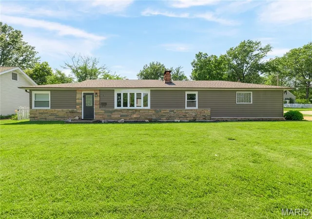 Single family home for sale at 1503 Wexford Ave, Saint Louis, MO 63119 | MLS# MIS26038614