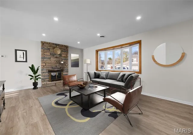 Photo 4 of Single family home for sale at 1503 Wexford Ave, Saint Louis, MO 63119 | MLS# MIS26038614 | Listing updated on 2026-10-02