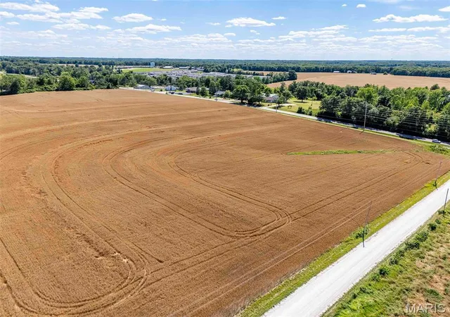 Photo 4 of Land for sale at 00 Willow Rd, Warrenton, MO 63383 | MLS# MIS26038624 | Listing updated on 2026-06-17