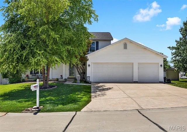 Homes for sale in Dardenne Prairie, MO | 7296 Picasso Dr, Dardenne Prairie, MO 63368 | MLS# MIS26038659