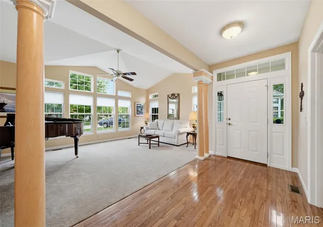 3rd image of 835 Stone Meadow Dr, Chesterfield, MO 63005 | MLS# MIS26038681